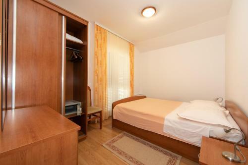 Hostal Apartmani Biser