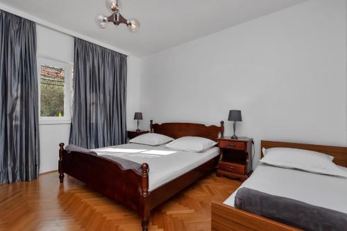 Apartments ?obrni?