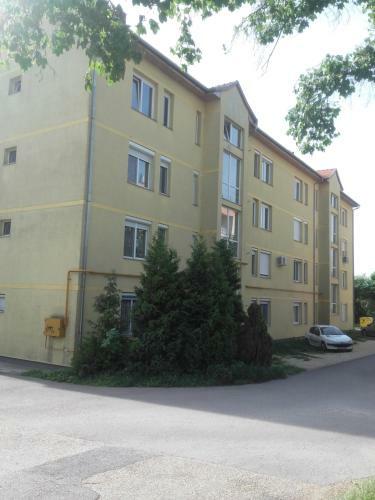 Pe-ki Apartman V�rpalota