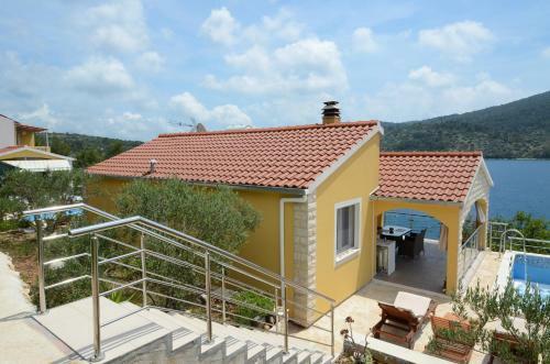 Villa ?eparovi?
