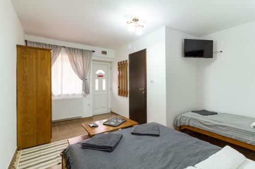 Hostal Airport K�roly Centr�l