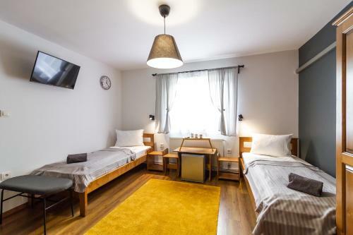 Hostal Airport K�roly Centr�l