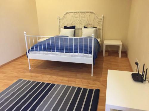 Apartamento Budapest Airport , Accommodation In Vecs�s