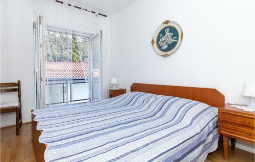 Awesome Apartment In Klek With 2 Bedrooms