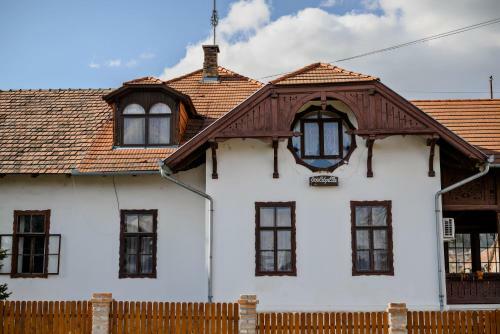 Hostal Gouldvilla Vend�gh�z