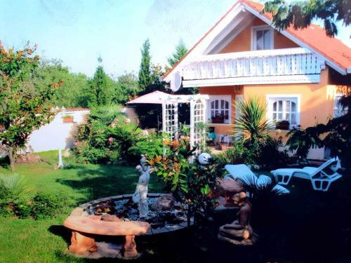 Holiday Home In Zamardi - Balaton 41053