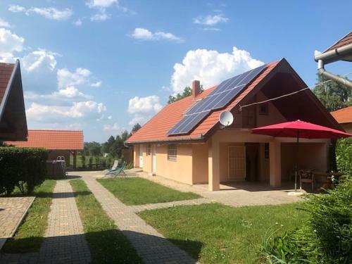 Villa Zamunda House Zamardi