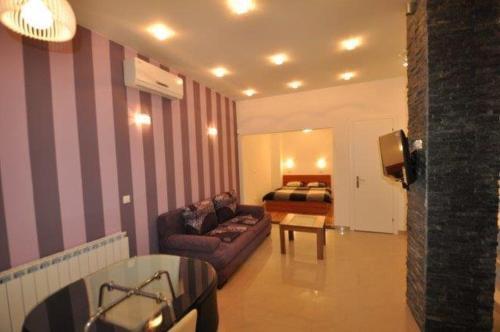 Apartments Lana 2