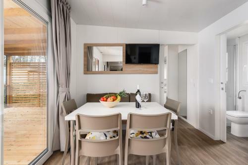 Hostal Adriamar Mobile Homes In Camping Park Umag