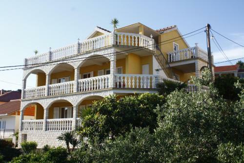 Apartments Karmen