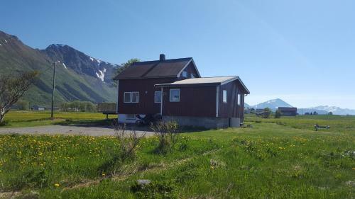Grims�y Lofoten House