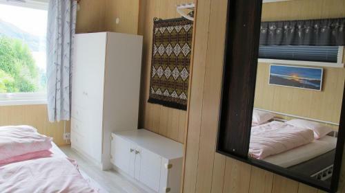 Skogstad Holiday Home