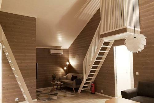 Koselig Hus Rett Ovenfor Kaikanten Midt I Lofoten