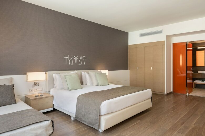 Hotel Avra Imperial Beach Resort & Spa