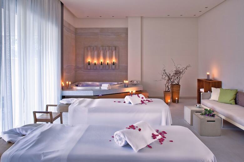 Hotel Avra Imperial Beach Resort & Spa