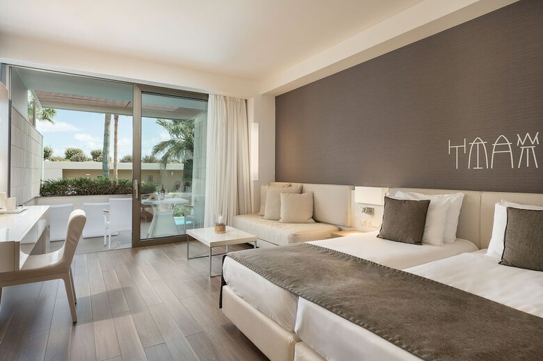 Hotel Avra Imperial Beach Resort & Spa