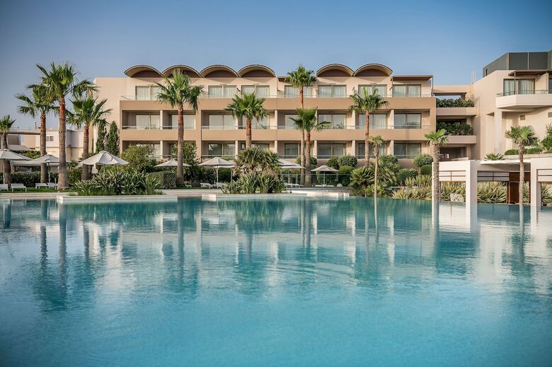 Hotel Avra Imperial Beach Resort & Spa