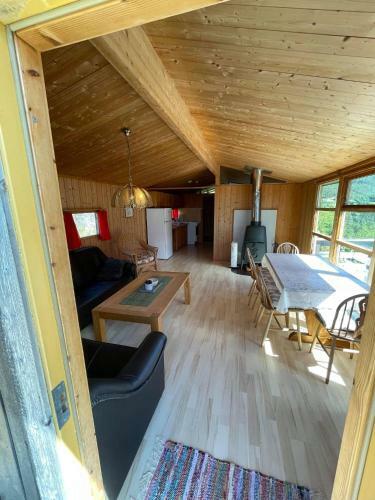 Lem Cabins