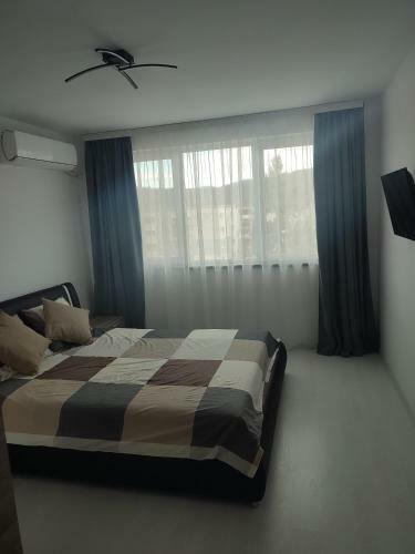 Apartament 4 Camere -faleza Orsova