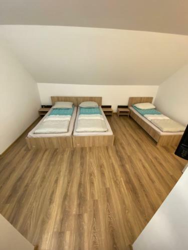 Hostal Pensiunea Hubert