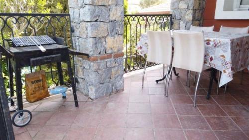 3 Bed Private Villa Located In Hisaronu