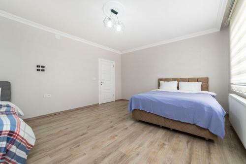 Fresh Apartment In Authentic Neighborhood