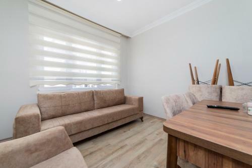 Fresh Apartment In Authentic Neighborhood