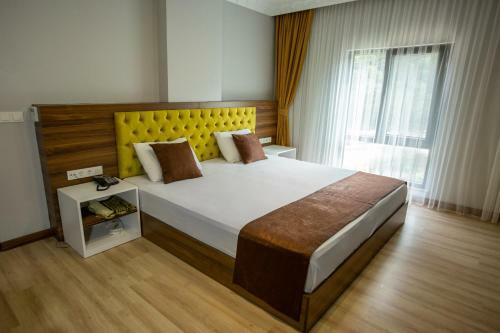 �aykara Park Hotel