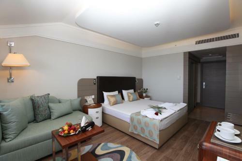 Hotel Grand Side