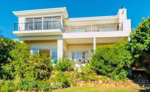 Hostal Blueline Guesthouse-seaforth, Simon's Town