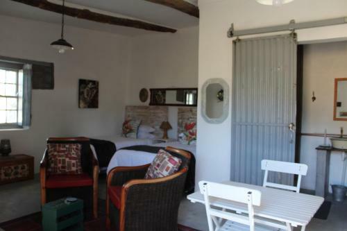 Little Artist Cottage