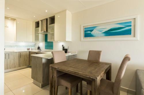 Modern Seaview Apartment