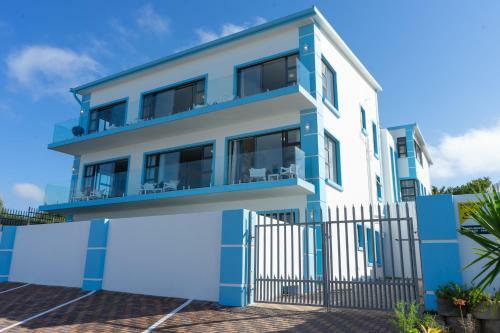 Hostal Blue Star Villa