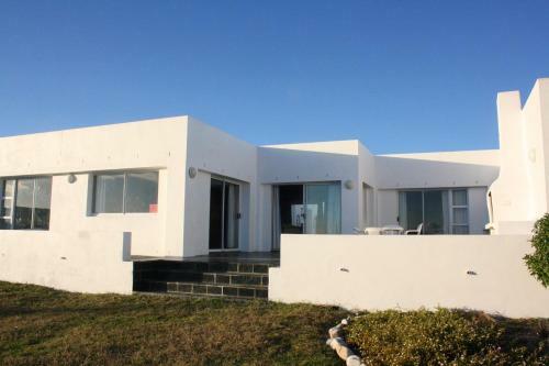 Aquarius Holiday Home
