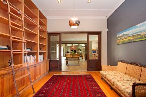 Vineyard Manor At 13 Vines