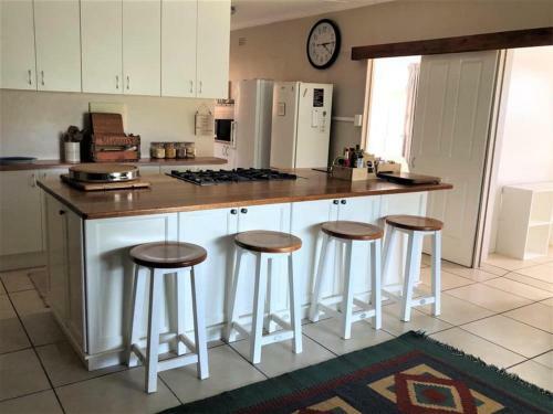 Apartamento Struisbaai Holiday Rentals