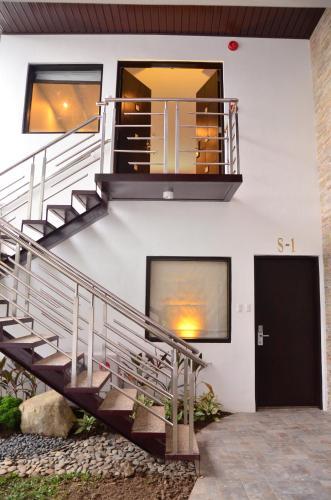 Hotel One Manalo Place