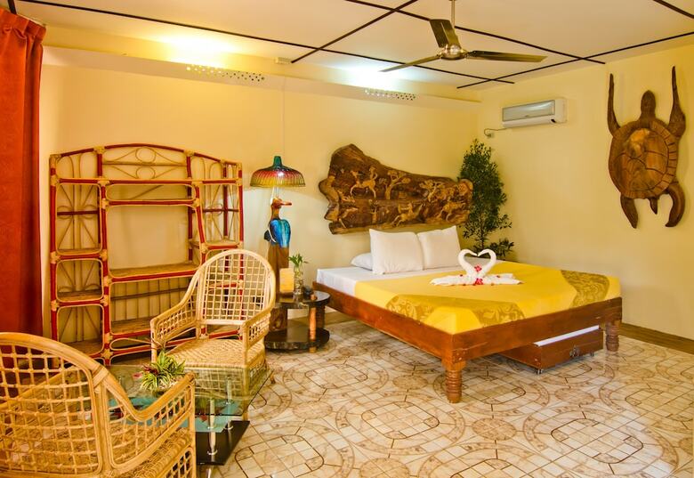 Deep Forest Garden Hotel