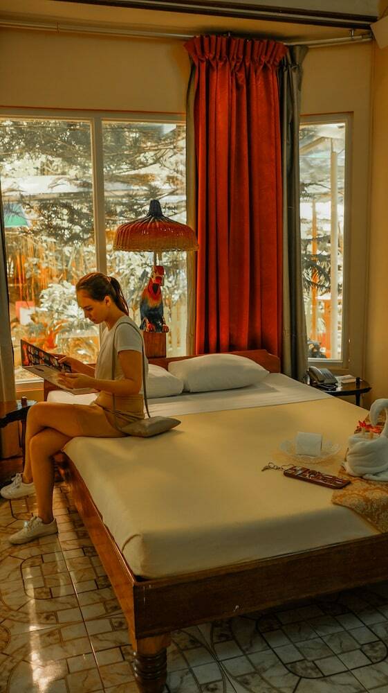 Deep Forest Garden Hotel