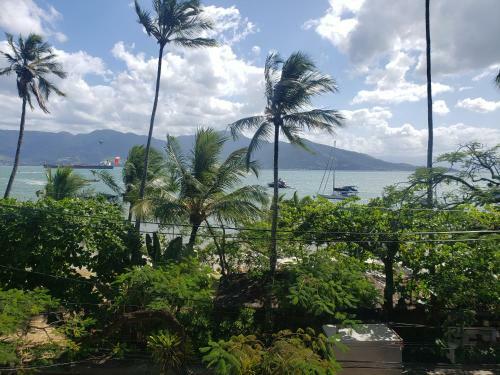 Bahari Suites