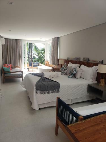 Bahari Suites
