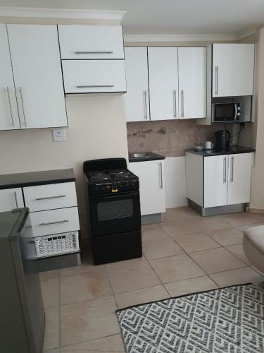 Apartamento Twenty 4 Hr Self-catering Accomodation