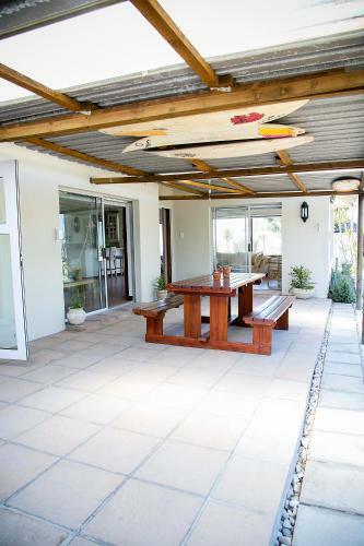 Amazing Beach House In Melkbos!