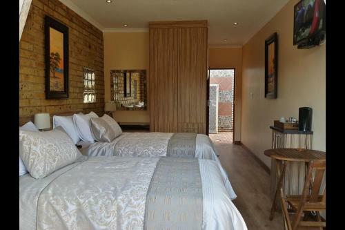 Hostal Twins Guest House