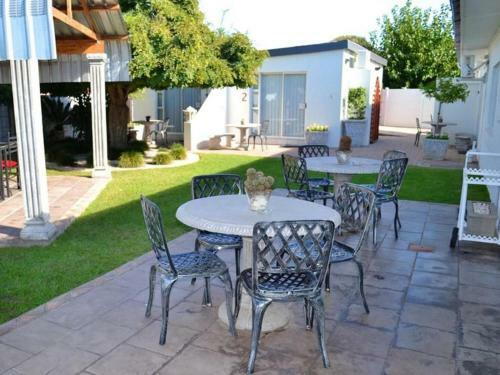Hostal Aroma Guest House