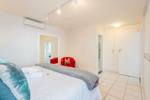 Sands Umdloti Luxury Beach Front Apartment
