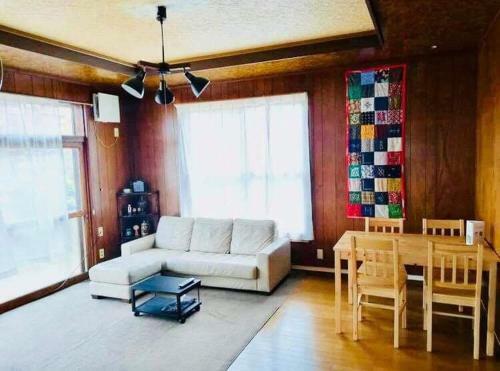Higashimachi House ?????