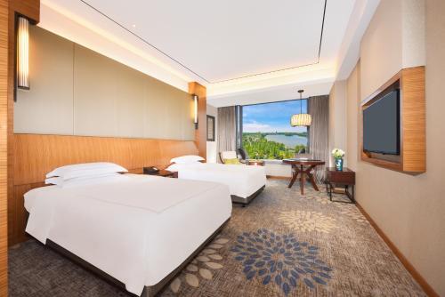 Hotel ????????