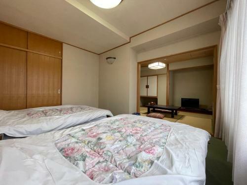 Marina Hotel Kaikuu