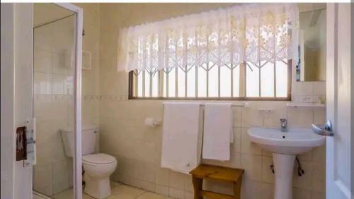 Hostal Aura Zest Guesthouse